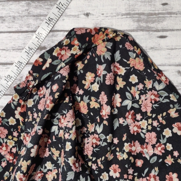 Shein Curvy Black Floral Skirt - Picture 7 of 9